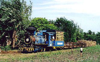 HP Co 7 returns to the main line from a loading point.
